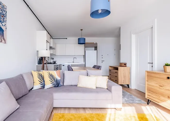 Residence Flat Close To Viaport Asia Shopping Mall