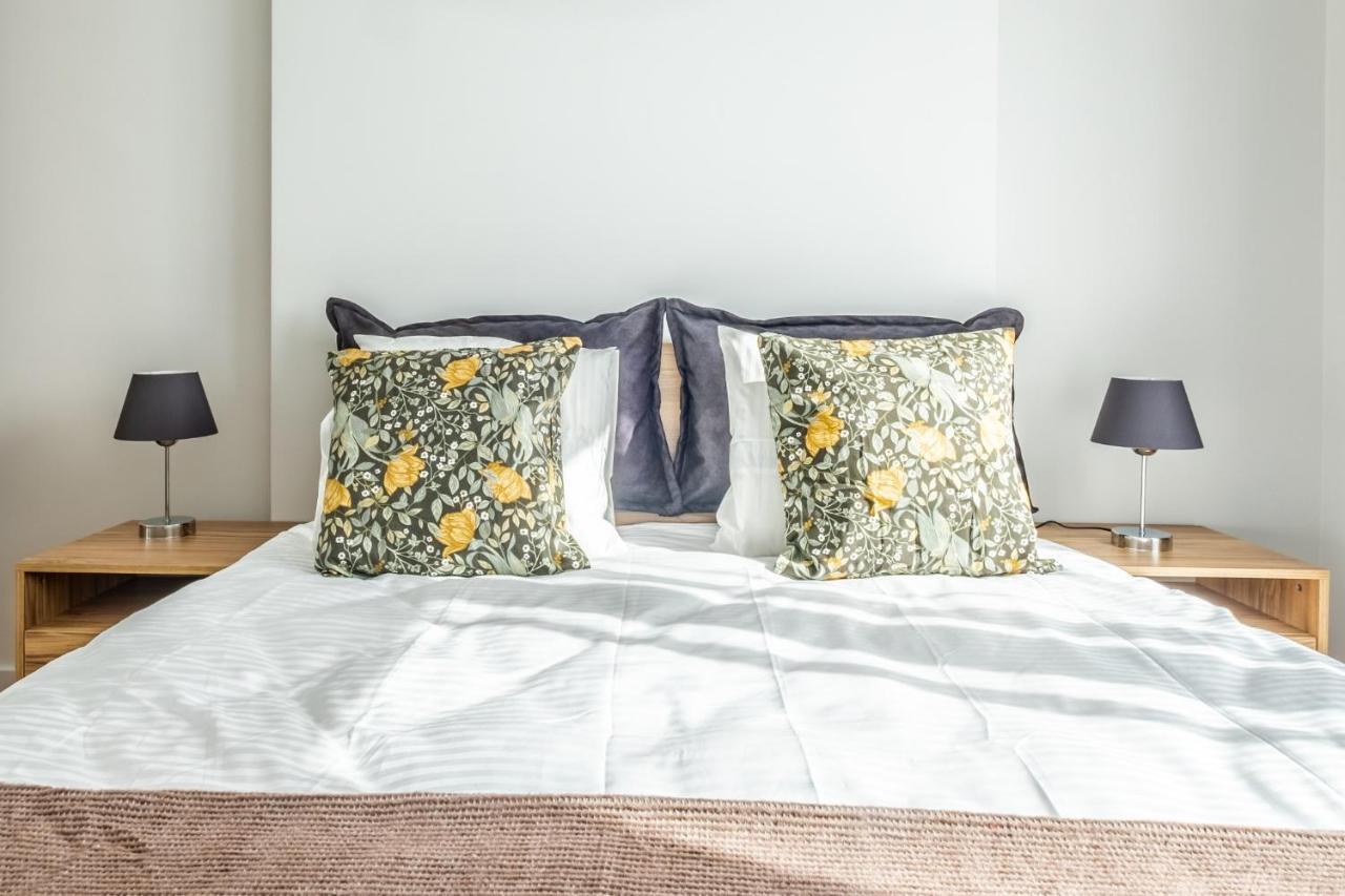 Flat Close To Viaport Asia Shopping Mall Daire